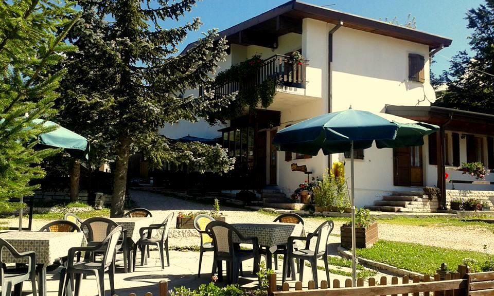 Campeggio Branchetto Hotel Bosco Chiesanuova Zewnętrze zdjęcie