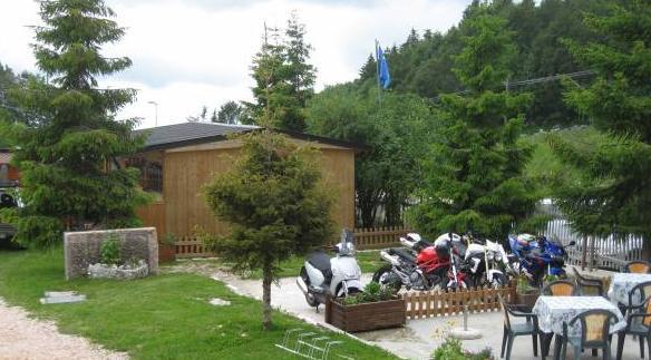 Campeggio Branchetto Hotel Bosco Chiesanuova Zewnętrze zdjęcie
